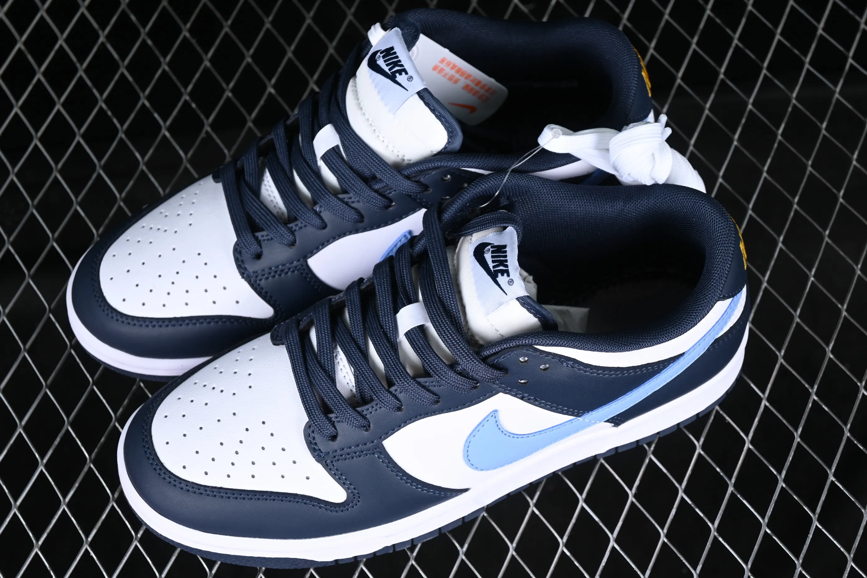 All categories Nk SB Dunk series Nk SB Dunk Low low-top sneakers Nk Dunk Low "Navy\University Blue" Obsidian SB low-top sports and leisure sneakers FN7800-400